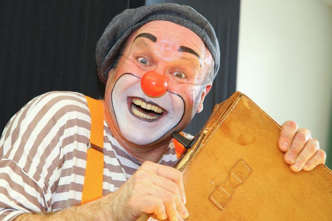 als-sicherheitsclown-ist-thiemo-dalpra-s-768x512